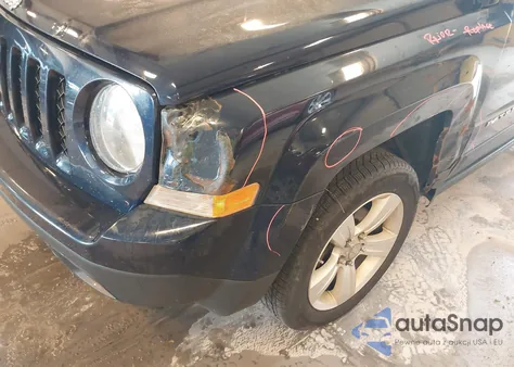 2013 Jeep Patriot Latitude из США, поврежденный, VIN 1C4NJRFB2DD101166